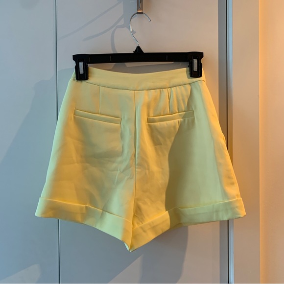 Endless rose yellow shorts. Size XS. From Vancouver boutique The Latest Scoop. - Picture 2 of 2